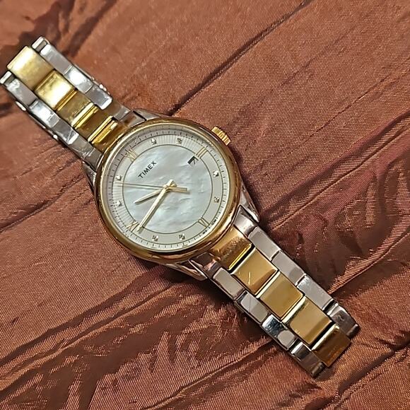 TIMEX Weekender Mother of Pearl Dial Crystal MarkerTwo-tone Ladies Watch - Picture 1 of 12